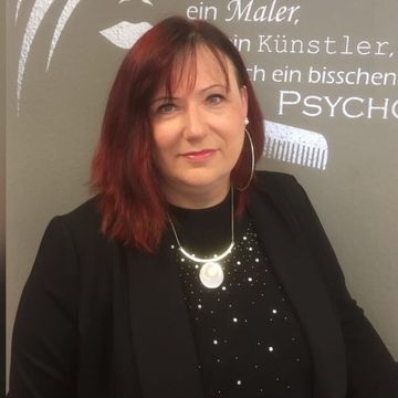 Friseur Creativ in Bad Seegeberg Monika Engling Geschäftsinhaberin