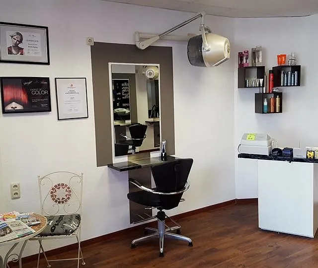 Creativ hairstyling cosmetic lifestyle in Bad Segeberg Salon