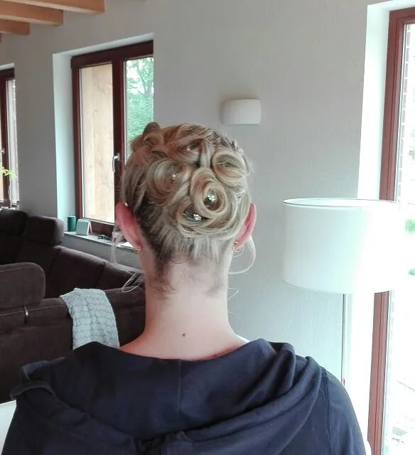 Friseur Creativ in Bad Segeberg Hochzeitsfrisuren