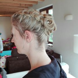 Friseur Creativ in Bad Segeberg Hochzeitsfrisuren