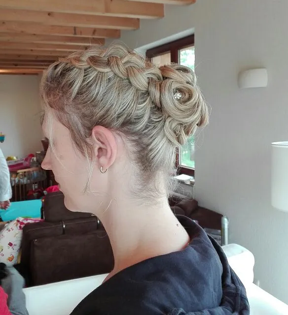 Friseur Creativ in Bad Segeberg Hochzeitsfrisuren