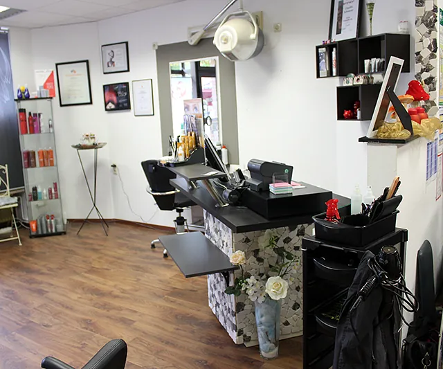 Creativ hairstyling cosmetic lifestyle in Bad Segeberg Salon